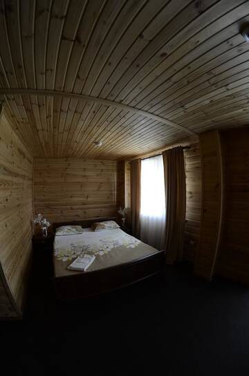 Фото номера Двухместный номер с 1 кроватью Отель Curtea Boierului Hotel г. Peresecina 7